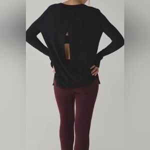 Lululemon top - cut out in back - L - Black